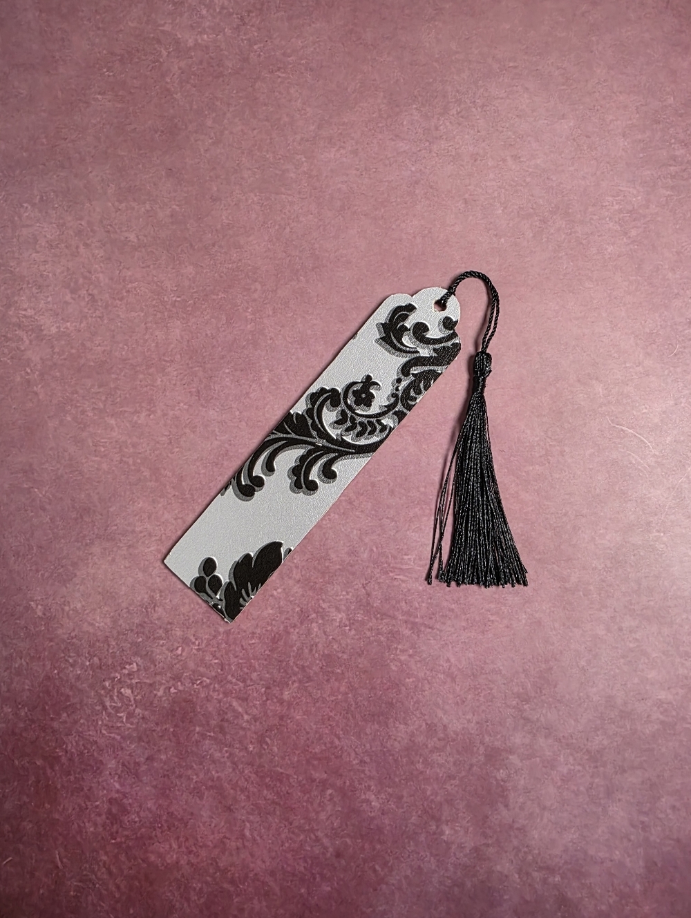 Damask Tassel Bookmark - Picture 4 of 4